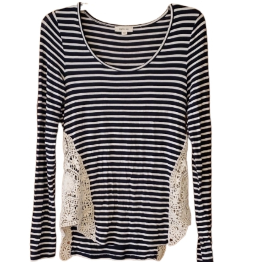 Paper + Tee Womans Navy‎ Striped Crochet Long Sleeve Shirt Size Medium